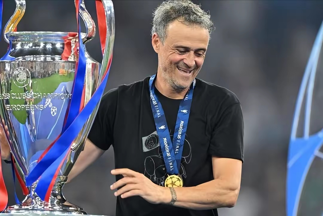 详细阅读:9体育-赛地聚焦:欧冠今晚热度飙升,阿贾克斯扳平良机,信心回归,赛季目标并未改变的简单介绍-9体育 9体育-赛地聚焦:欧冠今晚热度飙升,阿贾克斯扳平良机,信心回归,赛季目标并未改变的简单介绍-9体育